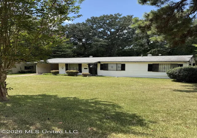 Photo 1 of Sale Pending at 2803 Teresa Dr, Jackson, MS 39212 | MLS# 4159373 | Listing updated on 2026-09-02