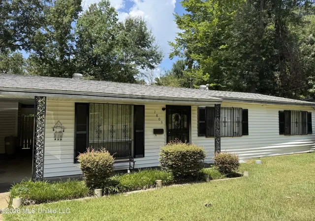 Photo 2 of Sale Pending at 2803 Teresa Dr, Jackson, MS 39212 | MLS# 4159373 | Listing updated on 2026-09-02