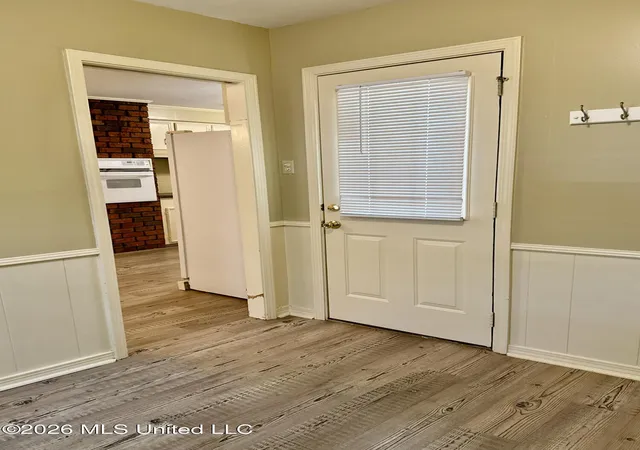 Photo 4 of Single family home for sale at 104 Arrowhead Dr, Natchez, MS 39120 | MLS# 4159374 | Listing updated on 2026-08-17