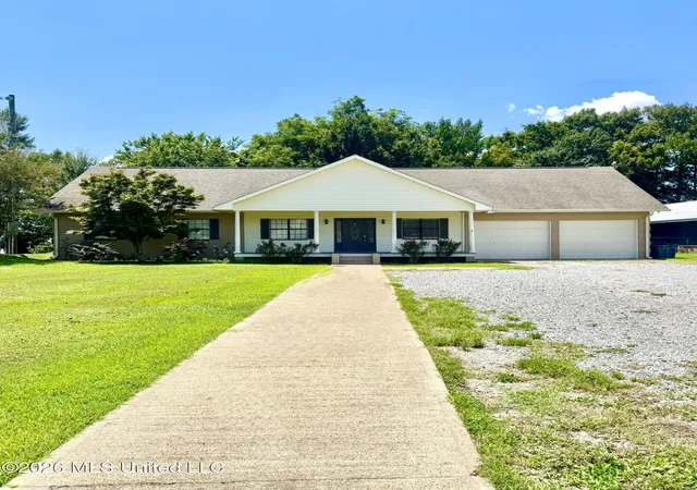 Photo 1 of Single family home for sale at 3324 Highway 569, Ferriday, LA 71334 | MLS# 4159382 | Listing updated on 2026-08-17