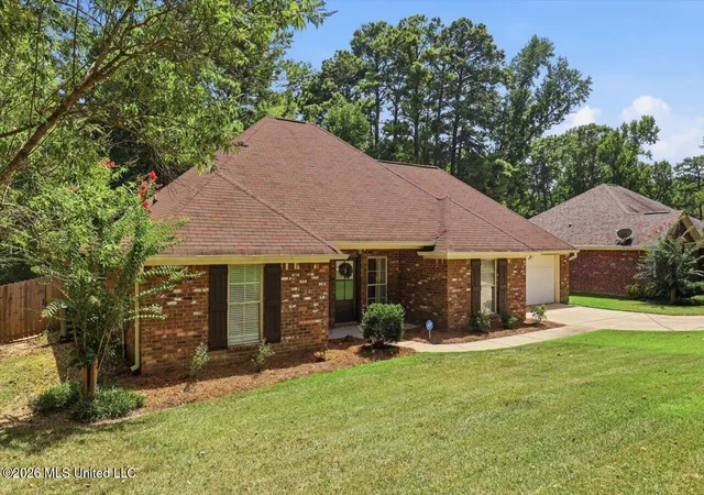 Photo 2 of Sale Pending at 407 Pine Ridge Rd, Florence, MS 39073 | MLS# 4159385 | Listing updated on 2026-08-23