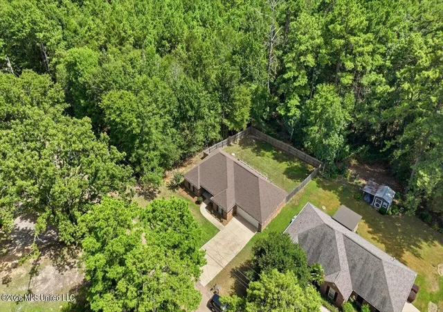 Photo 4 of Sale Pending at 407 Pine Ridge Rd, Florence, MS 39073 | MLS# 4159385 | Listing updated on 2026-08-23