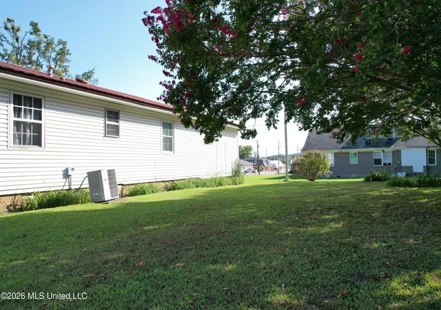 Photo 3 of Sale Pending at 25 S Center St, Potts Camp, MS 38659 | MLS# 4159384 | Listing updated on 2026-10-05