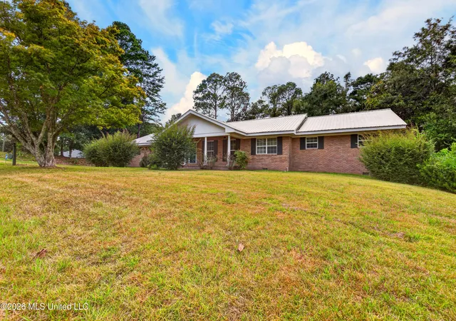 3rd image of 140 Holleman St, Wiggins, MS 39577 | MLS# 4159921