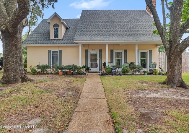 Photo 2 of Single family home for sale at 2382 Park Pl Dr, Gulfport, MS 39507 | MLS# 4159390 | Listing updated on 2026-08-26