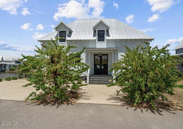 Photo 3 of Single family home for sale at 27 Channelside, Lumberton, MS 39455 | MLS# 4159518 | Listing updated on 2026-09-16