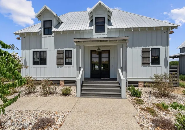 Photo 3 of Single family home for sale at 27 Channelside, Lumberton, MS 39455 | MLS# 4159518 | Listing updated on 2026-09-16