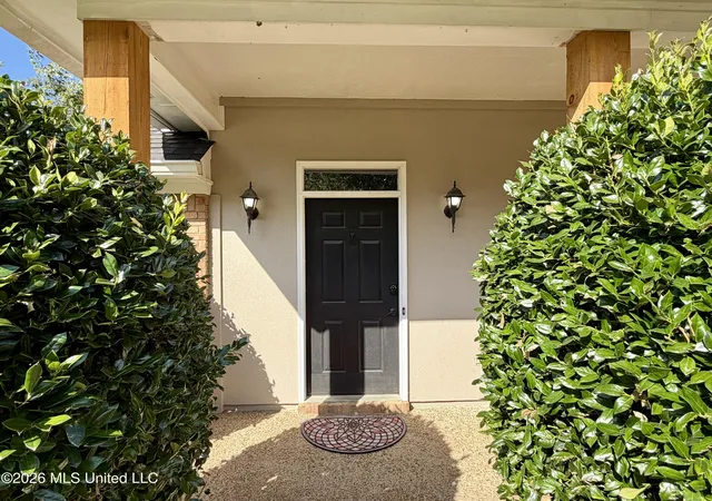 Photo 4 of Single family home for sale at 3060 Windwood Cir, Flowood, MS 39232 | MLS# 4159432 | Listing updated on 2026-10-19