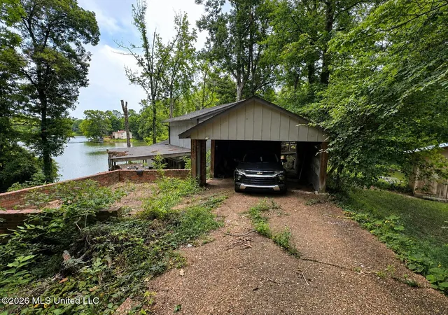 Photo 2 of Single family home for sale at 3256 Monans Rill Cvs, Hernando, MS 38632 | MLS# 4159415 | Listing updated on 2026-09-14