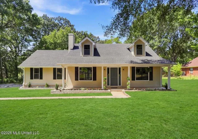 Photo 1 of Single family home for sale at 9105 Center Hl Rd, Olive Branch, MS 38654 | MLS# 4159814 | Listing updated on 2026-08-30