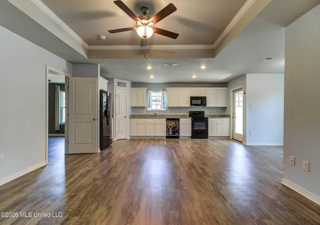 Photo 3 of Single family home for sale at 13144 Turtle Crk Pkwy, Gulfport, MS 39503 | MLS# 4159636 | Listing updated on 2026-09-26