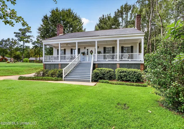 Photo 1 of Single family home for sale at 8814 Kailua Pl, Diamondhead, MS 39525 | MLS# 4160017 | Listing updated on 2026-09-01