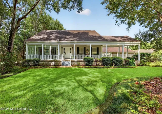 Photo 2 of Single family home for sale at 8814 Kailua Pl, Diamondhead, MS 39525 | MLS# 4160017 | Listing updated on 2026-09-01