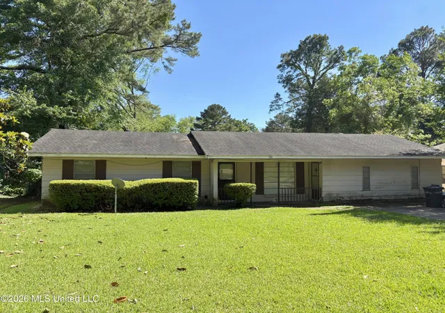 Photo 1 of Single family home for sale at 1551 Wood Glen Dr, Jackson, MS 39204 | MLS# 4159425 | Listing updated on 2026-08-17