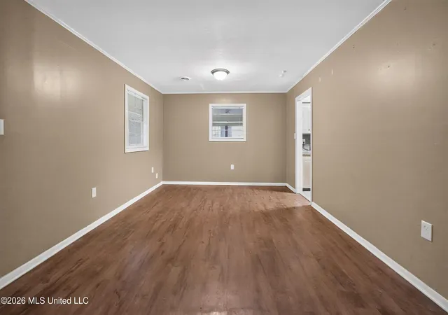 Photo 4 of Single family home for sale at 3222 Lakewood Dr, Jackson, MS 39212 | MLS# 4160082 | Listing updated on 2026-10-20