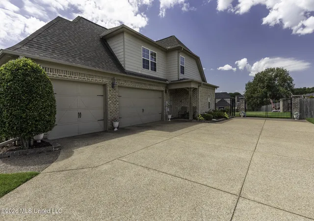 Photo 3 of Single family home for sale at 4155 Dawkins Farm Dr, Olive Branch, MS 38654 | MLS# 4159612 | Listing updated on 2026-09-19