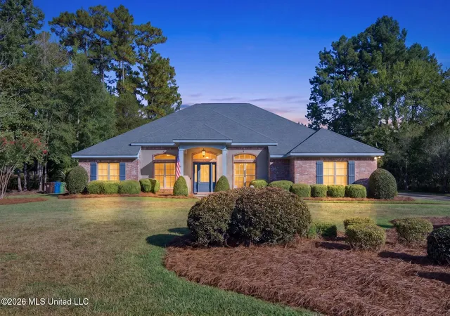 1st image of 136 Saint Annes Dr, Hattiesburg, MS 39401 | MLS# 4159448