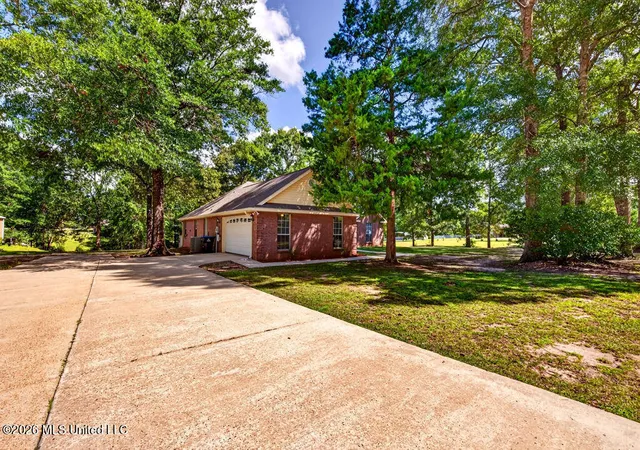 Photo 3 of Sale Pending at 91 Cedar Wood Dr, Perkinston, MS 39573 | MLS# 4159445 | Listing updated on 2026-09-07