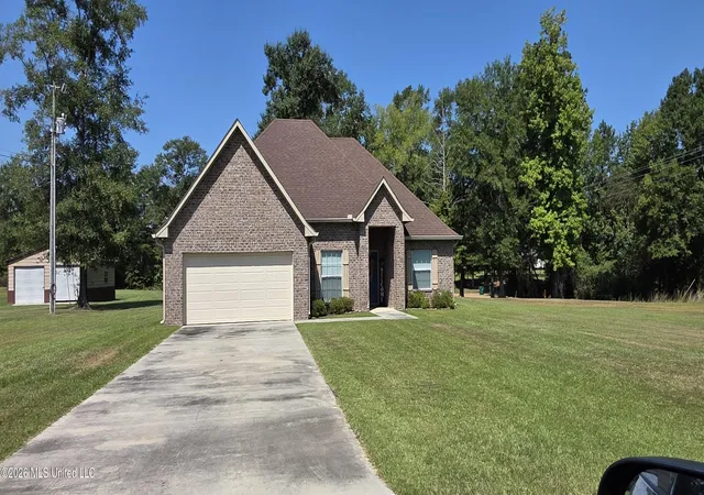 Photo 1 of Sale Pending at 1010 Mindy Ln, Summit, MS 39666 | MLS# 4159465 | Listing updated on 2026-08-21