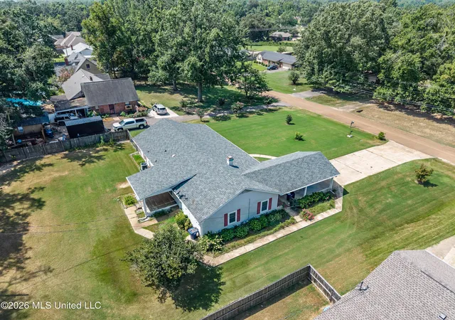 Photo 3 of Single family home for sale at 147 Hemlock Rd, Batesville, MS 38606 | MLS# 4159562 | Listing updated on 2026-09-21