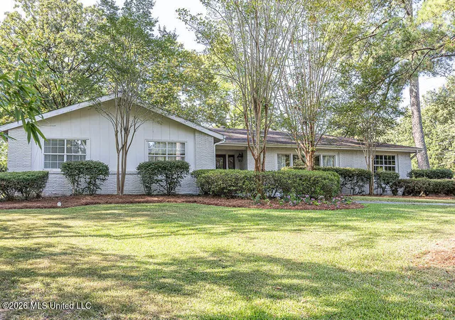 Photo 1 of Sale Pending at 3800 Redbud Rd, Jackson, MS 39211 | MLS# 4159916 | Listing updated on 2026-09-07