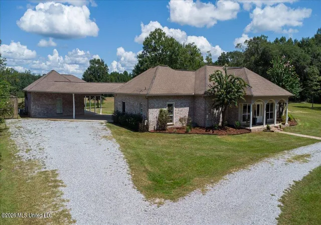 Photo 2 of Single family home for sale at 256 Old Crk, Picayune, MS 39466 | MLS# 4159469 | Listing updated on 2026-09-15