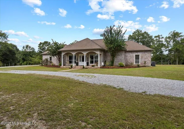 Photo 3 of Single family home for sale at 256 Old Crk, Picayune, MS 39466 | MLS# 4159469 | Listing updated on 2026-09-15