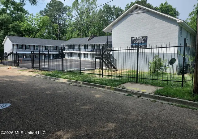 Photo 3 of Multi family home for sale at 3811 Mosley Ave, Jackson, MS 39206 | MLS# 4159481 | Listing updated on 2026-08-17