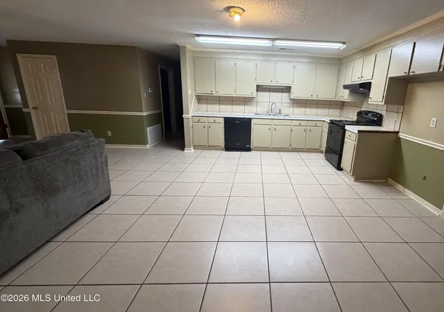 Photo 3 of Single family home for sale at 2558 Mourning Dove St, Greenville, MS 38701 | MLS# 4159645 | Listing updated on 2026-09-15