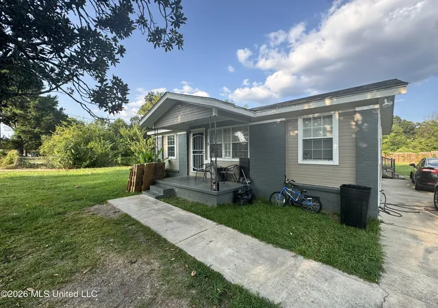 Photo 1 of Single family home for sale at 3622 Bailey Ave, Jackson, MS 39213 | MLS# 4159503 | Listing updated on 2026-08-17