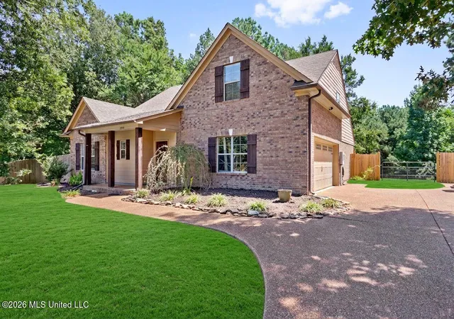 Photo 2 of Single family home for sale at 2896 Tulane Rd, Nesbit, MS 38651 | MLS# 4159561 | Listing updated on 2026-08-18