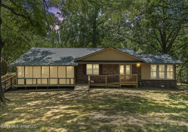 Photo 2 of Single family home for sale at 177 Dempsey Dr, Byhalia, MS 38611 | MLS# 4159626 | Listing updated on 2026-09-13