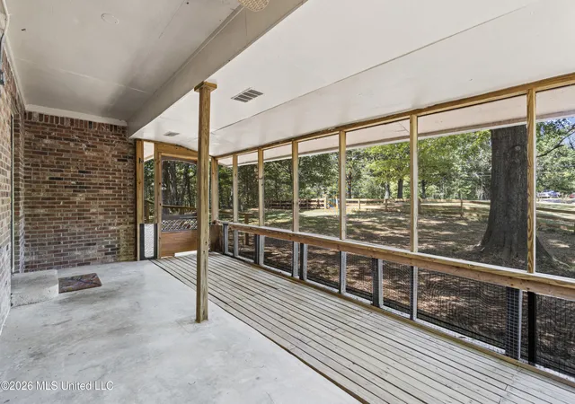 Photo 3 of Single family home for sale at 177 Dempsey Dr, Byhalia, MS 38611 | MLS# 4159626 | Listing updated on 2026-10-07