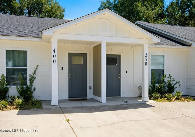 Photo 1 of Townhouse for sale at 400 Westbury Glen Ln, Gulfport, MS 39507 | MLS# 4159505 | Listing updated on 2026-08-17