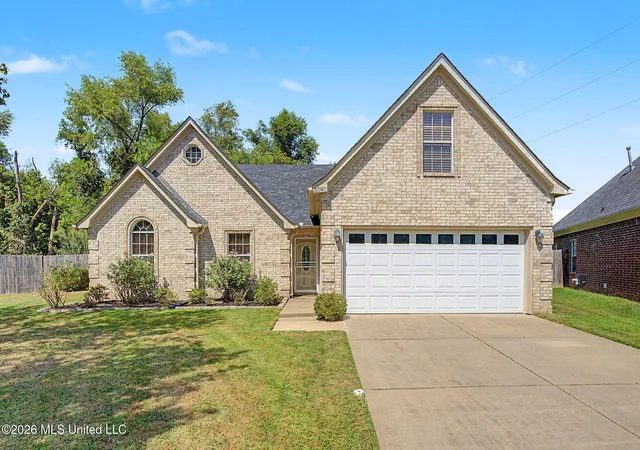 Photo 2 of Sale Pending at 5590 Gilliland Cvs, Southaven, MS 38671 | MLS# 4160106 | Listing updated on 2026-09-15
