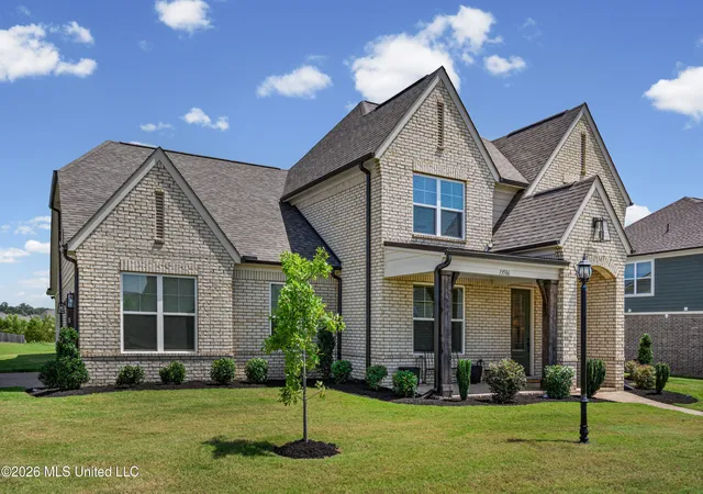 Photo 2 of Single family home for sale at 13586 Broadmore, Olive Branch, MS 38654 | MLS# 4159583 | Listing updated on 2026-09-01