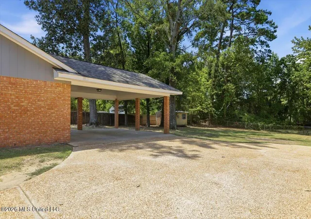 Photo 3 of Sale Pending at 477 Robert Michael Dr, Pearl, MS 39208 | MLS# 4159570 | Listing updated on 2026-09-11
