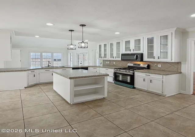 Photo 4 of Single family home for sale at 116 Hidden Hills Dr, Madison, MS 39110 | MLS# 4160038 | Listing updated on 2026-09-12