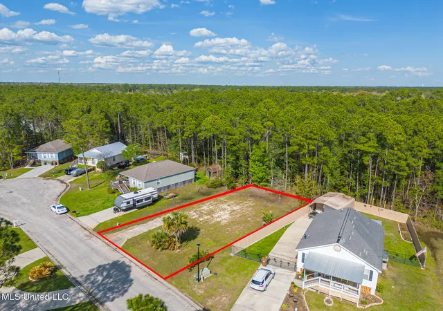 Photo 2 of Land for sale at 814 Deer Trl Ln, Pass Christian, MS 39571 | MLS# 4159655 | Listing updated on 2026-08-19