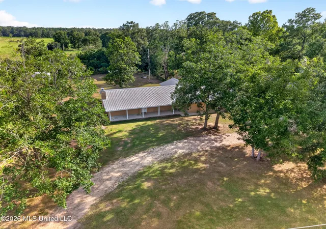 Photo 3 of Sale Pending at 340 W Union Rd, Carriere, MS 39426 | MLS# 4159554 | Listing updated on 2026-09-22