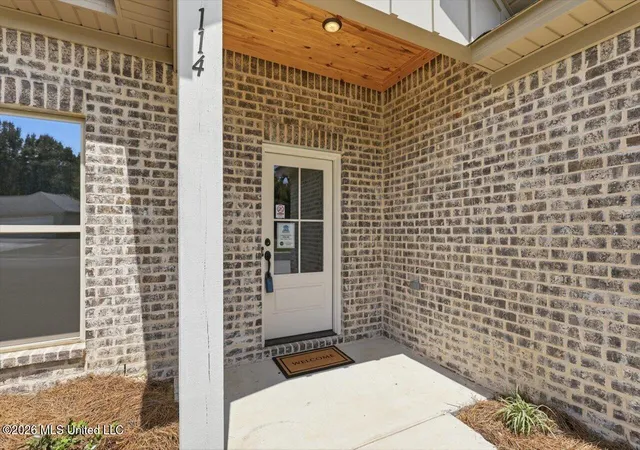 Photo 3 of Single family home for sale at 114 Newport Dr, Canton, MS 39046 | MLS# 4159559 | Listing updated on 2026-10-08