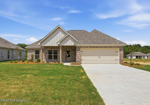 Photo 1 of Single family home for sale at 116 Newport Dr, Canton, MS 39046 | MLS# 4159564 | Listing updated on 2026-09-15