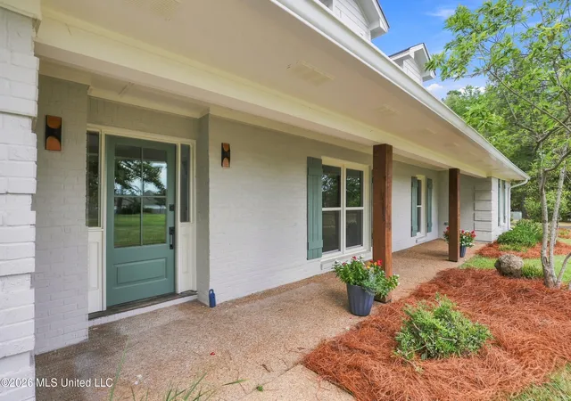 Photo 3 of Single family home for sale at 6430 Manship Rd, Brandon, MS 39047 | MLS# 4159665 | Listing updated on 2026-10-15