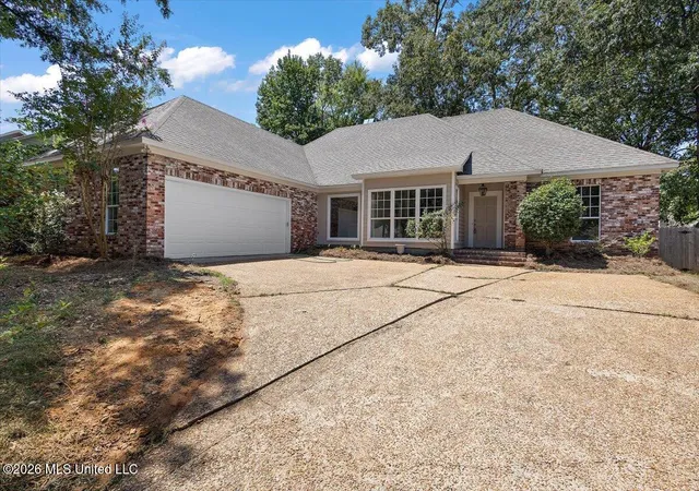 Photo 1 of Single family home for sale at 427 Apple Valley, Pearl, MS 39208 | MLS# 4159675 | Listing updated on 2026-09-14