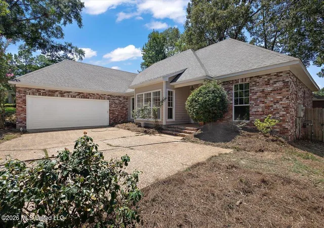 Photo 3 of Single family home for sale at 427 Apple Valley, Pearl, MS 39208 | MLS# 4159675 | Listing updated on 2026-09-14