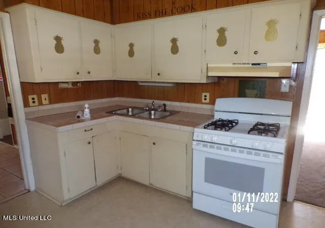 Photo 3 of Single family home for sale at 180 James St, Jackson, MS 39213 | MLS# 4159585 | Listing updated on 2026-09-16