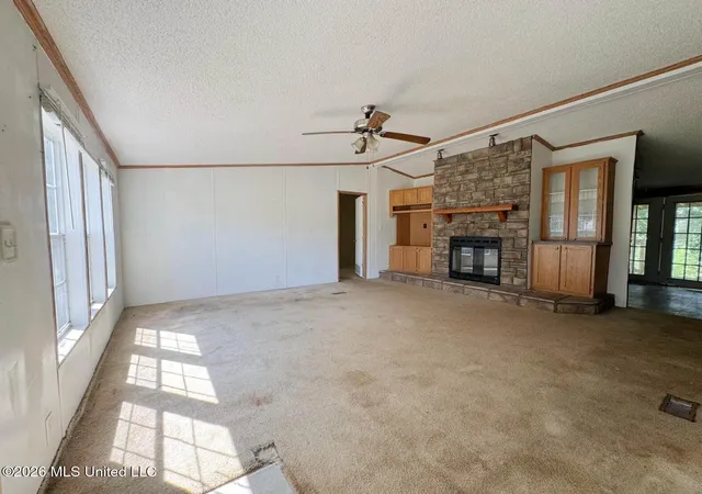 Photo 2 of Manufactured home for sale at 18145 Robin Oaks Dr, Gulfport, MS 39503 | MLS# 4159610 | Listing updated on 2026-09-14