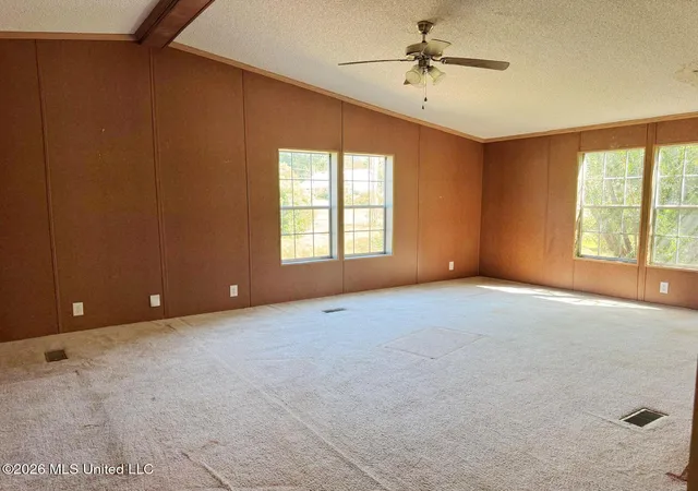 Photo 4 of Manufactured home for sale at 18145 Robin Oaks Dr, Gulfport, MS 39503 | MLS# 4159610 | Listing updated on 2026-10-09