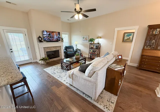Photo 4 of Sale Pending at 689 Holiday Cvs, Hernando, MS 38632 | MLS# 4160039 | Listing updated on 2026-10-02