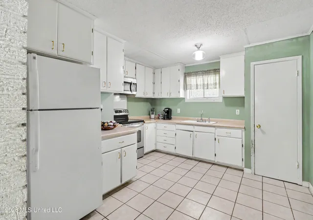 Photo 4 of Sale Pending at 214 Harris Ave, Long Beach, MS 39560 | MLS# 4159973 | Listing updated on 2026-09-15